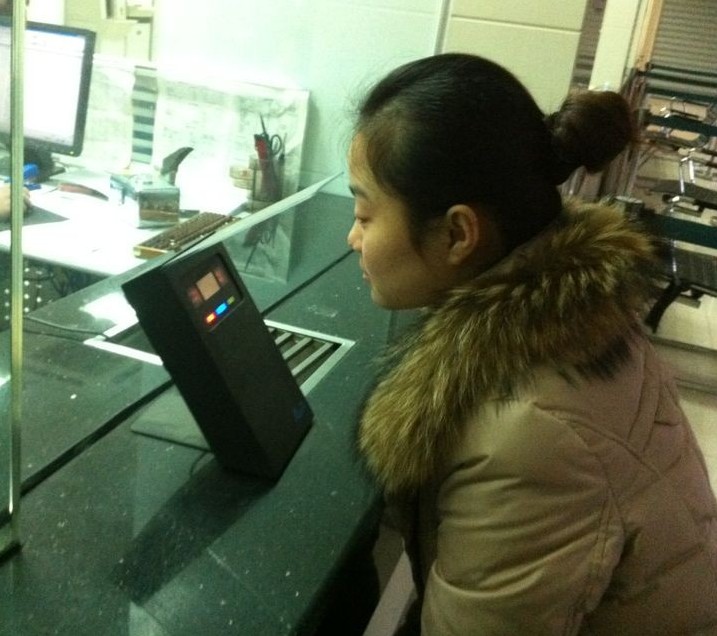 台式虹膜身份识别仪