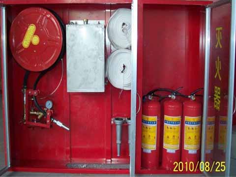 水成膜泡沫消火栓箱