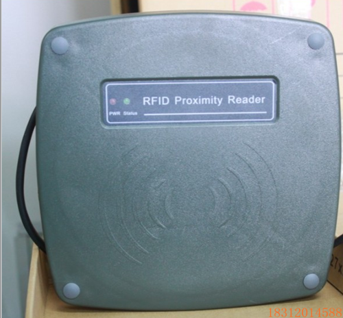 智能停车场中距离读卡器，ID读卡器