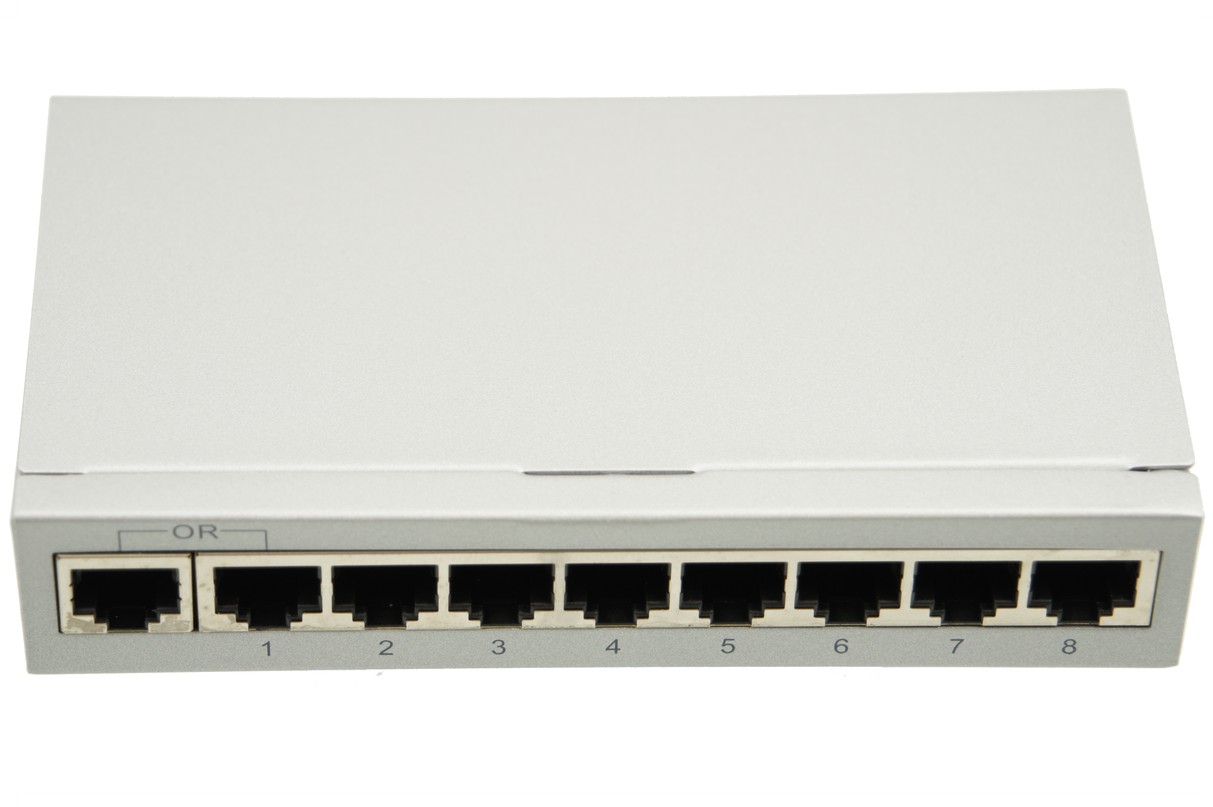 8口百兆 铁壳交换机，多种功能，厂家供应