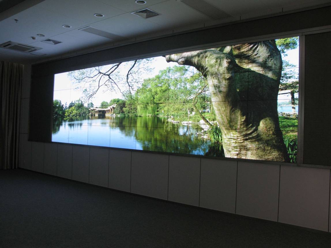 聊城三星46寸液晶拼接屏