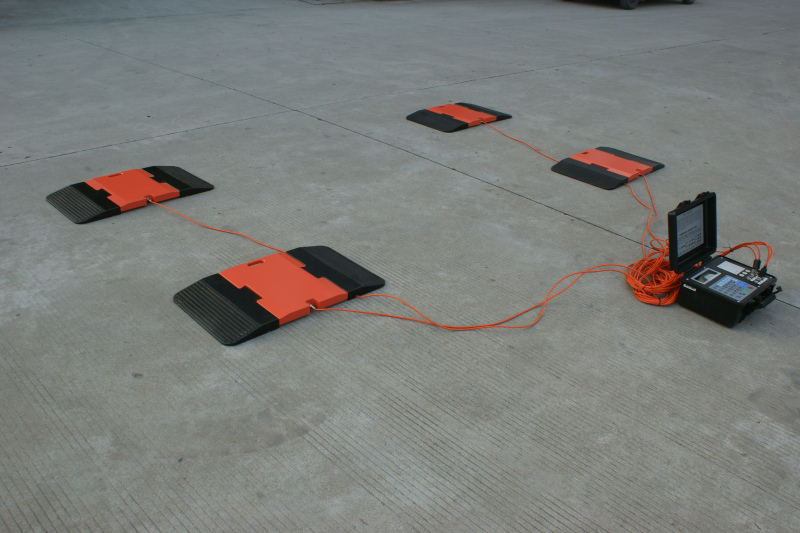 浙江润鑫汽车轮重衡   克莱斯勒专用产品！