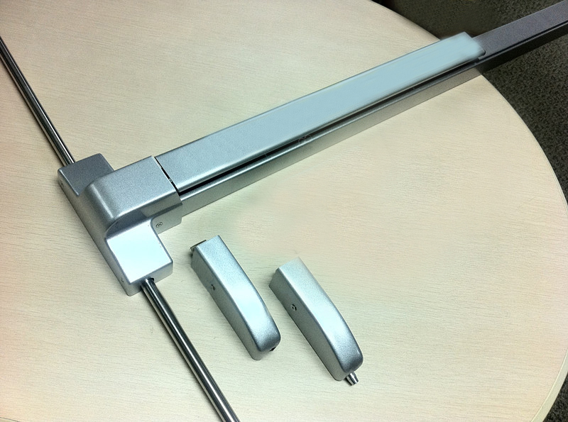 成都推杆锁 消防锁 逃生锁