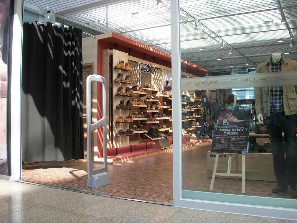 长沙服装店防盗门、品牌服装店防盗报警器