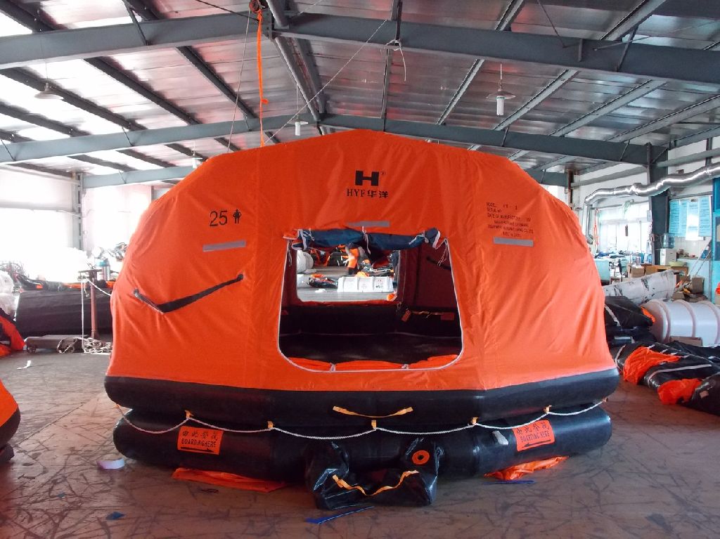 自扶正式救生筏