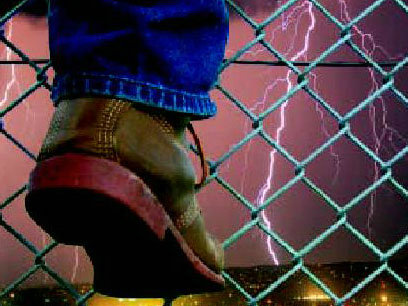 智能型周界安防振动入侵探测系统