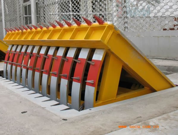 破胎器，防撞墙，防撞系数高