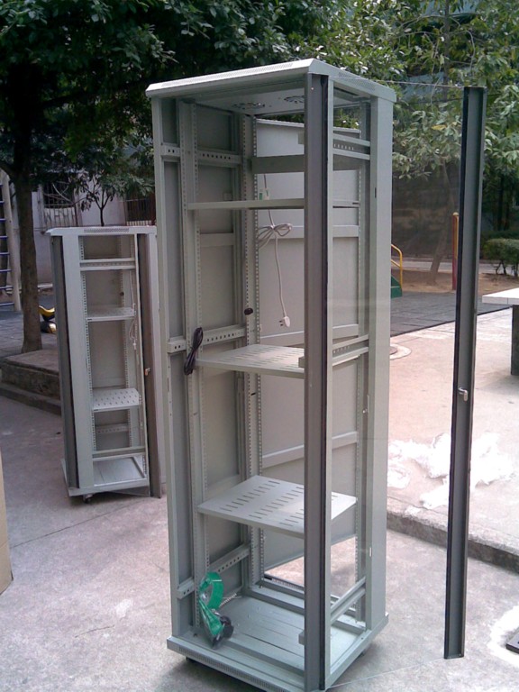 19英寸标准机柜价格