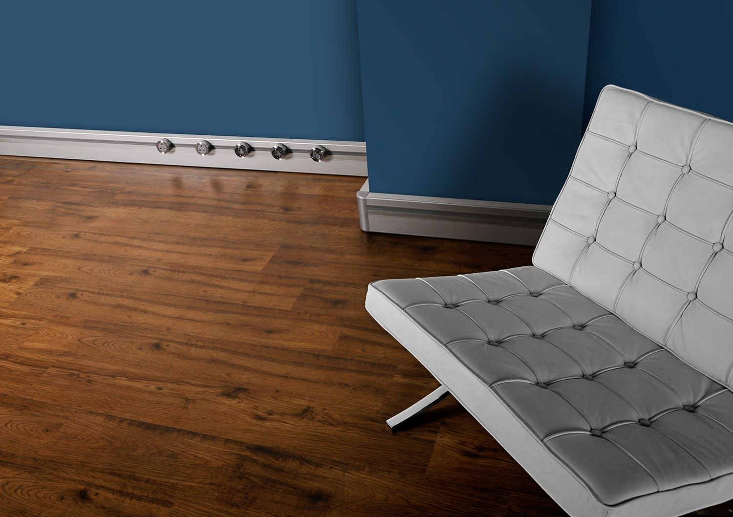 EUBIQ安全新型插座 高端酒店室内布线系统设计