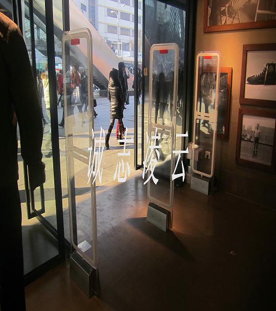 高档服装店。超市专用