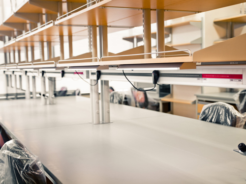 新加坡实验室装修采用EUBIQ电力智能化系统的设计概念