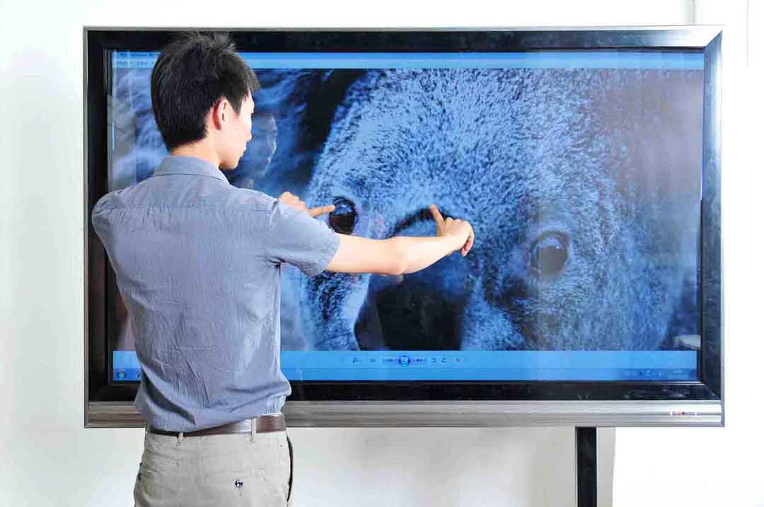 55寸---84寸液晶电子白板一体机