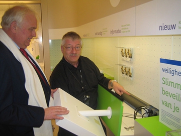 风雨十三载不变的是品质EUBIQ安全电源插座