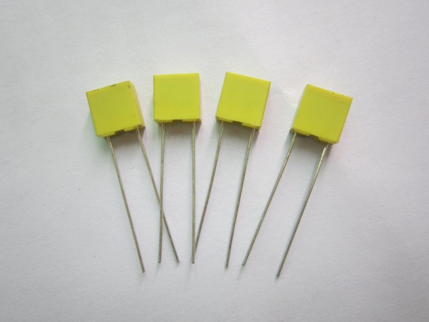 CL21X-B电容（103J/100V  P=5）