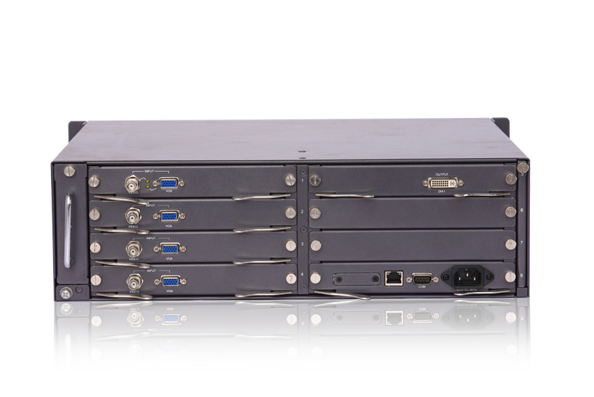 性价比最高VGA四画面分割器