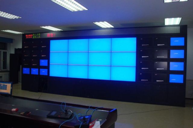 广西南宁46寸55寸LED液晶拼接屏价格/安装公司/施工方案