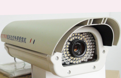 210万高清宽动态强光抑制道路监控彩色车牌摄像机
