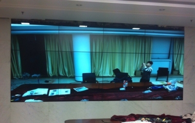 无缝拼接液晶电视