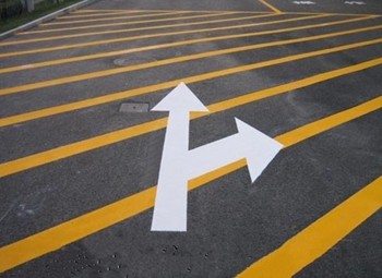 广东高速公路交通设施划线