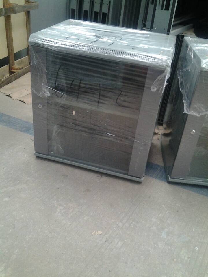 广东省广州监控机柜12U豪华款挂墙柜