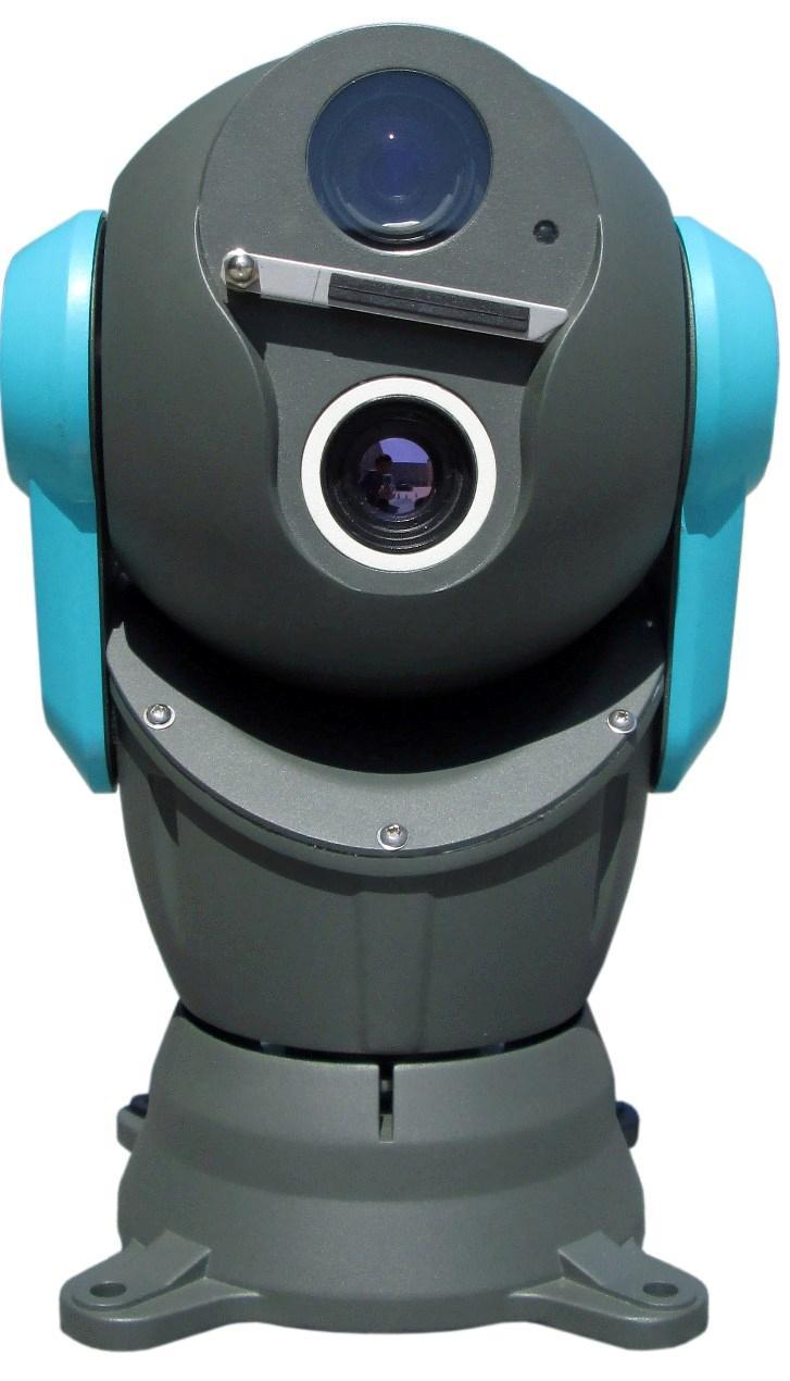 车载球型双波段摄像机