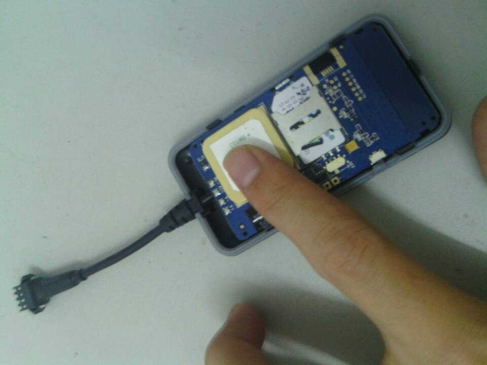 汽车GPS定位器809F