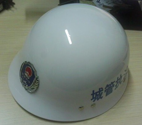 批发勤务盔舒适耐用 低价促销