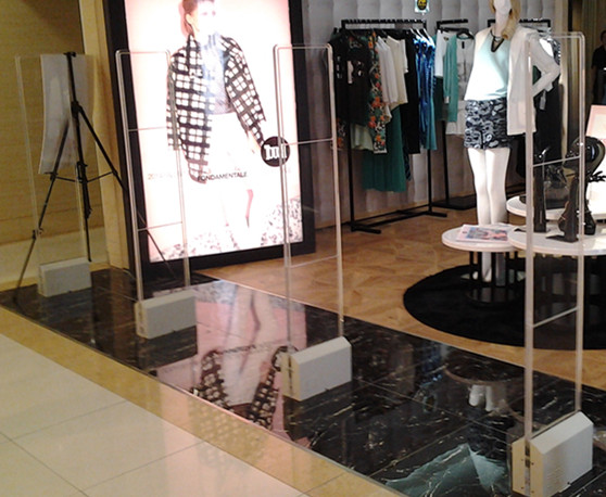 湖北黄冈黄梅服装店防盗门+声磁防盗系统+商场防盗设备厂家安装