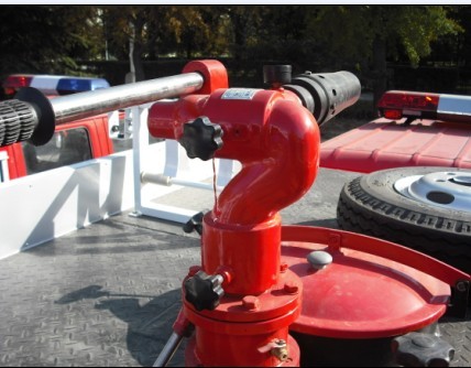 供应车载式消防炮