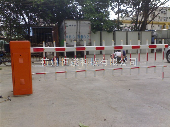 杭州KL栅栏道闸机 智能道闸机挡车器