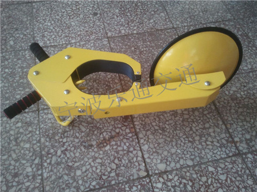 手动车位锁，遥控车位锁，车轮锁销售