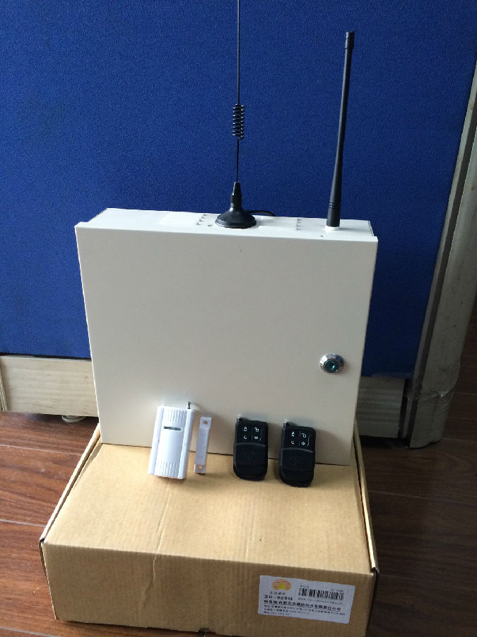 GPRS网络报警控制主机