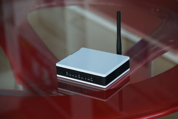 智能家居  无线遥控插座  无线遥控开关   烟雾感器   气体探测器 智能电动窗帘  无线遥控器 远程网络摄像机 远程监控