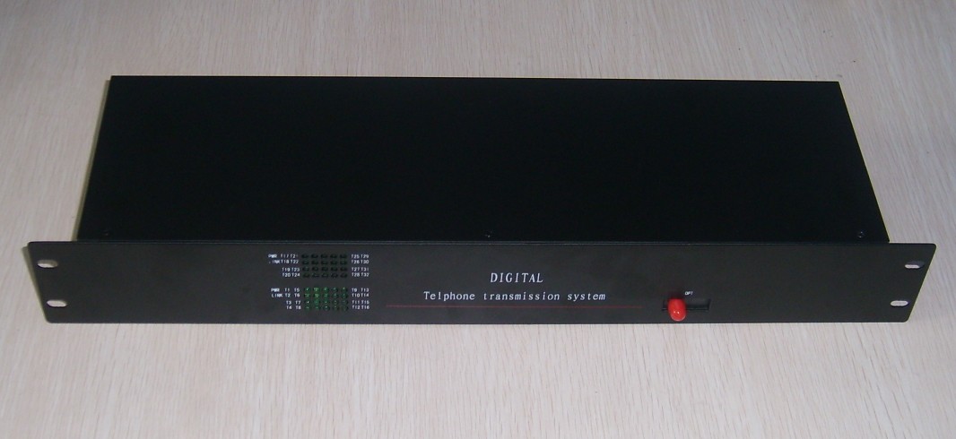 聚龙威视 32路电话光端机