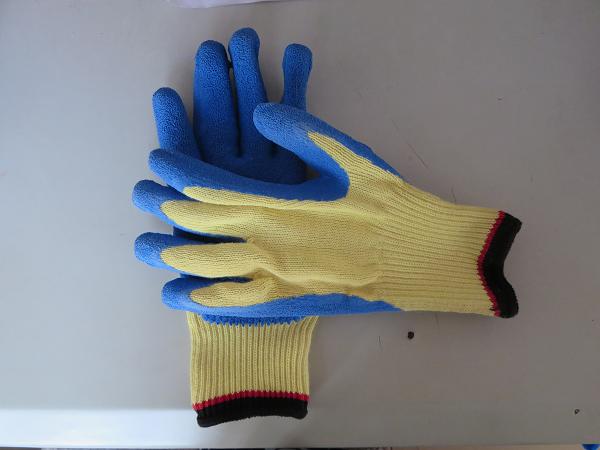 青岛富安特批发供应凯夫拉芳纶防割手套、耐磨手套、浸胶手套