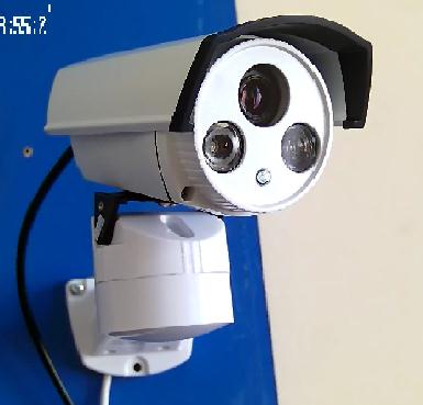 130万像素高清逼真低照度云台枪网络摄像机