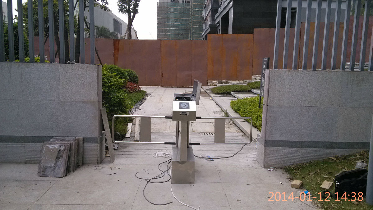 摩托车通道摆闸，小区自动车通道摆闸，中山电动摆闸