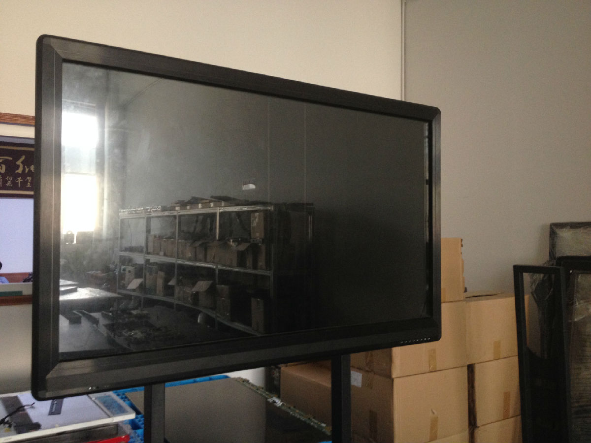 触摸一体机外壳