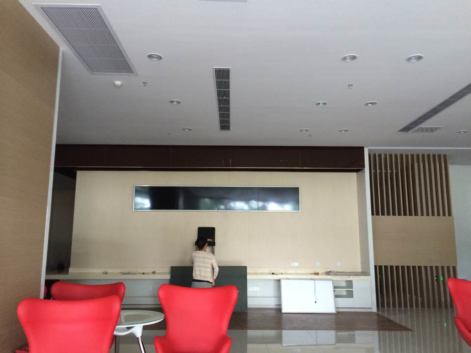 深圳供应---1x4简易壁挂