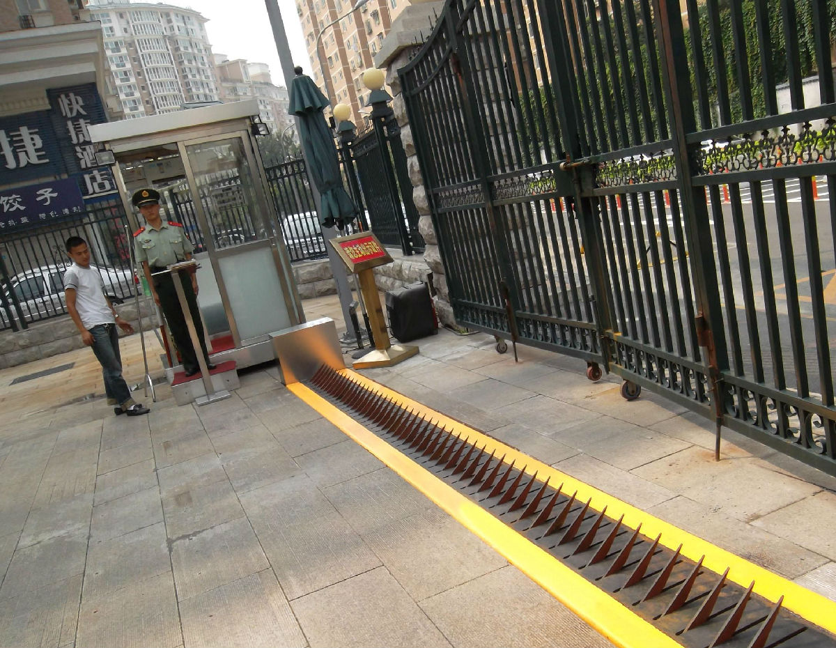 现货供应破胎器，阻车破胎器，盐城液压破胎器