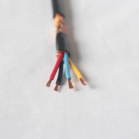 北京国标屏蔽线屏蔽外界干扰，保护信号大量现货，厂家直销，足方足米