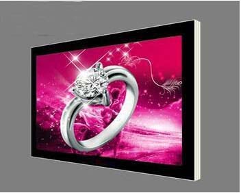 32-55寸直角款壁挂广告机