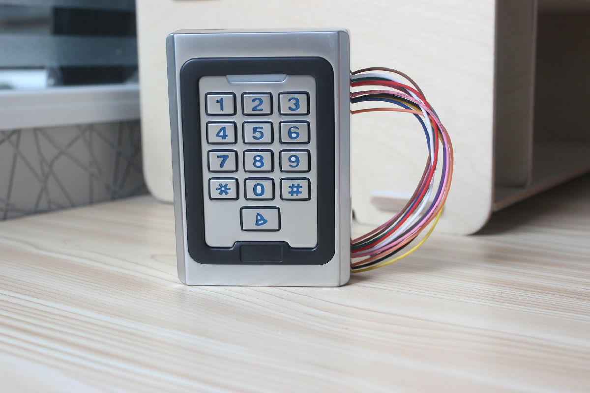 ID/IC卡金属门禁机M500C 防砸防暴金属门禁机 金属防水门禁机