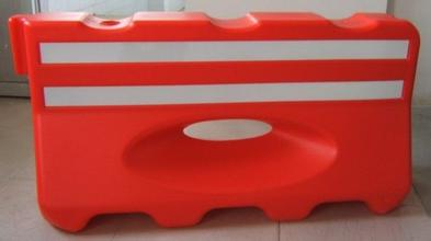 珠海吹塑三孔水马行情价格