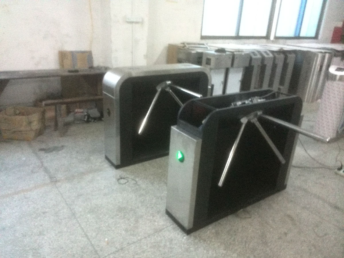 烤漆箱式三棍闸