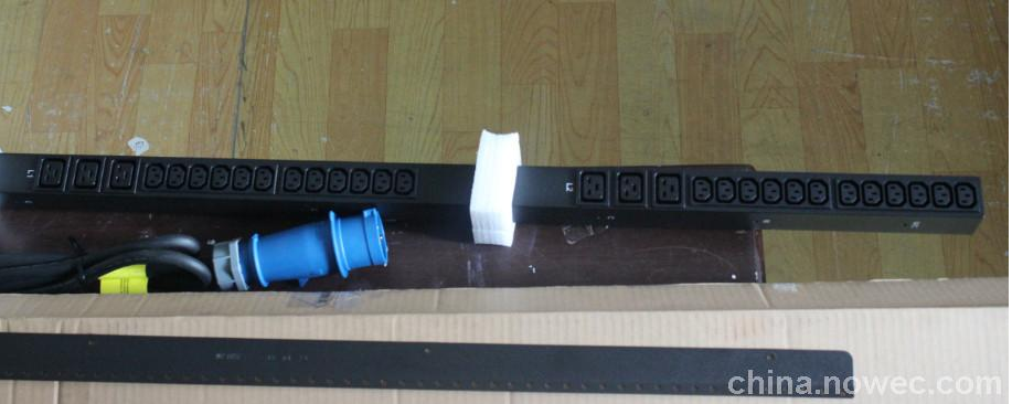 惠普32APDU配电单元HP-7.3kVA，230伏，30个插座H5M70A