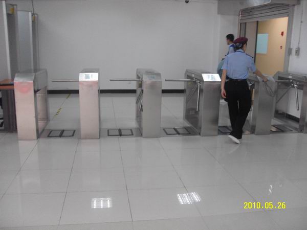 三辊闸考勤|三辊闸图片|会所三辊闸