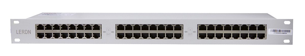 亿纵机架式24口RJ45网络防雷器