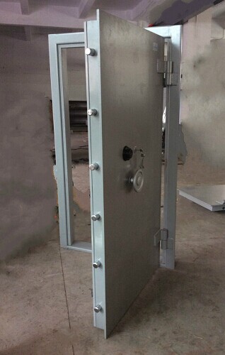 武汉C级金库门，襄樊唐钢金库门，亚图安防博物馆金库门销售