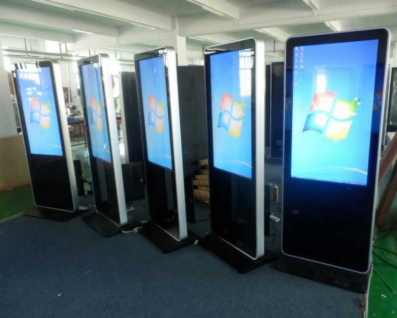 深圳厂家永潮鑫供应广告机，触摸屏一体机等，可根据客户要求定制